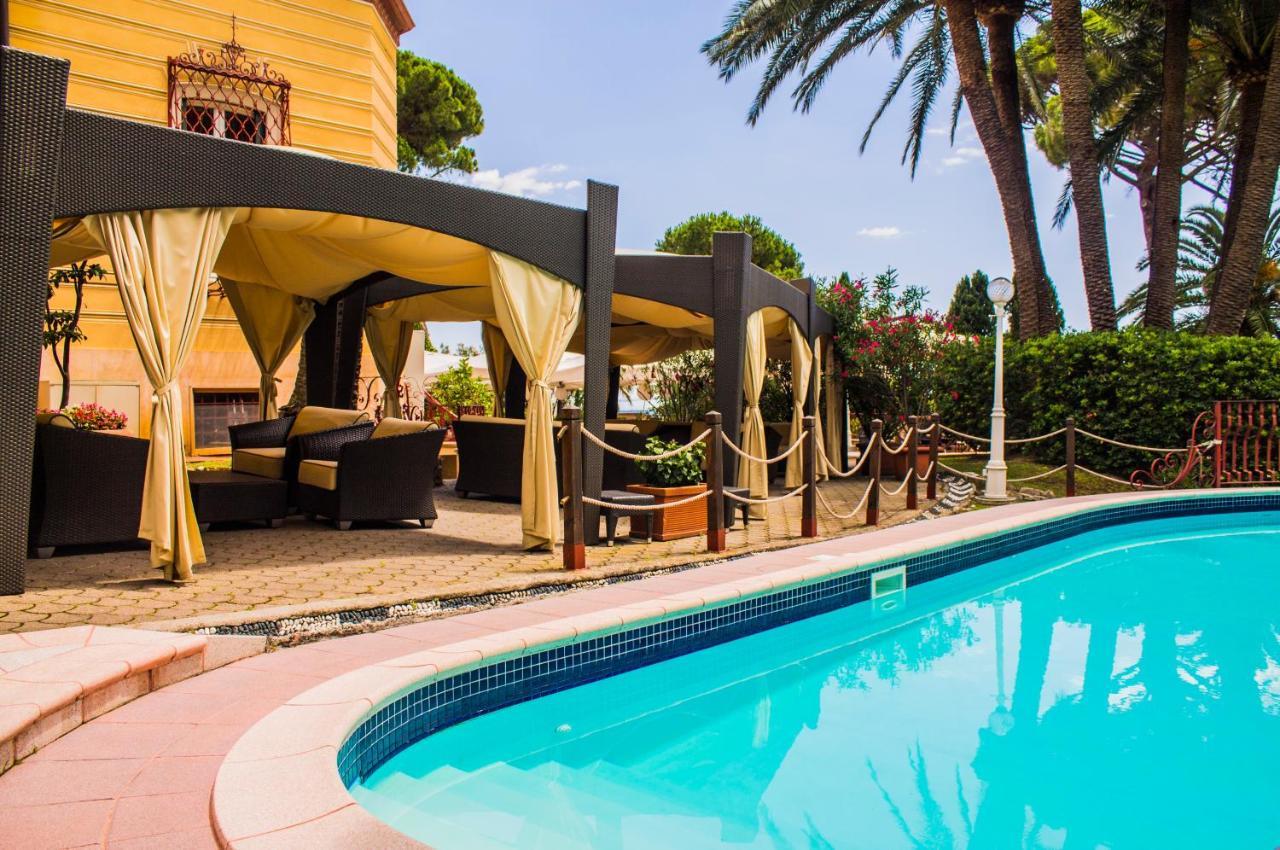 Pagoda Hotel