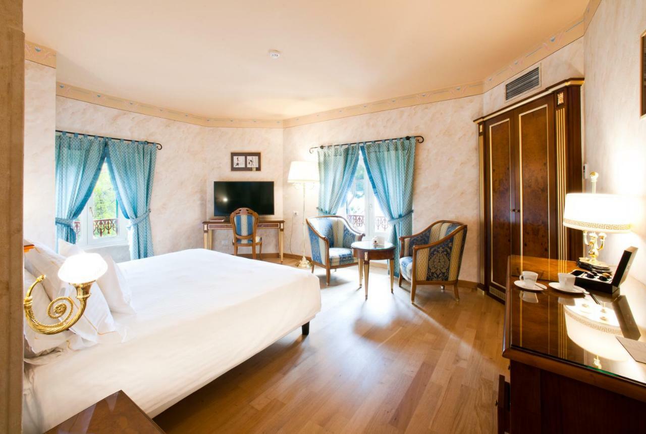 Pagoda Hotel Genova