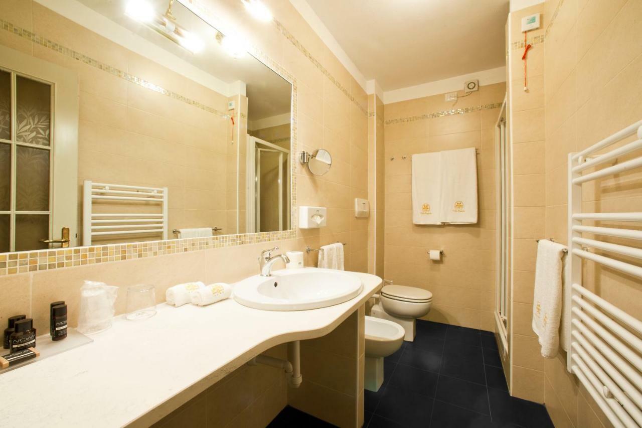 Pagoda Hotel 4*
